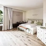 Garni Haus Sonnleitn - Adults Only Hotel Fuschl am See