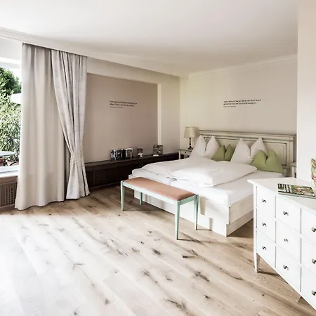 Garni Haus Sonnleitn - Adults Only Hotel Fuschl am See