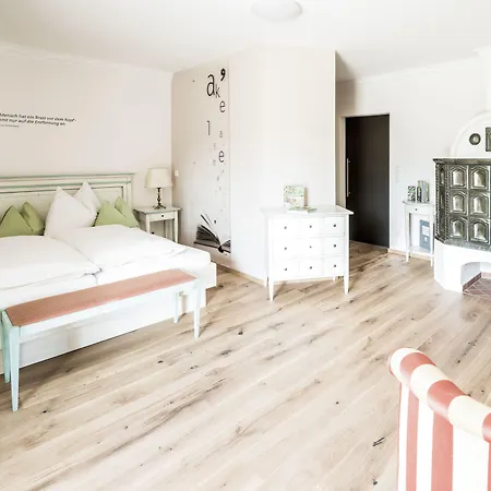 Garni Haus Sonnleitn - Adults Only Hotel Fuschl am See