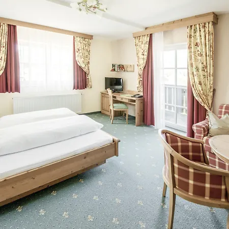 Hotel Garni Haus Sonnleitn - Adults Only Fuschl am See